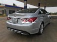 Hyundai Sonata 2013 - Cần bán gấp Hyundai Sonata Limited sản xuất 2013, màu bạc như mới