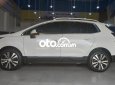 Peugeot 3008 2018 - Cần bán lại xe Peugeot 3008 năm sản xuất 2018, màu trắng còn mới, giá 748tr