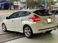 Ford Focus 2015 - Cần bán gấp Ford Focus 2.0L năm sản xuất 2015, màu trắng, nhập khẩu