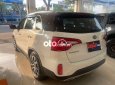 Kia Sorento 2019 - Bán xe Kia Sorento 2.4G AT Deluxe sản xuất năm 2019