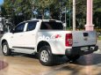 Chevrolet Colorado 2017 - Bán xe Chevrolet Colorado LT 2.5 MT năm 2017, màu trắng, xe nhập