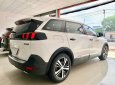 Peugeot 5008 2018 - Màu trắng, nhập khẩu