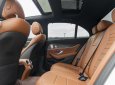 Mercedes-Benz E300 2021 - Bán Mercedes E300 AMG năm sản xuất 2021, màu trắng, nhập khẩu, giá tốt