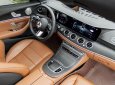 Mercedes-Benz E300 2021 - Bán Mercedes E300 AMG năm sản xuất 2021, màu trắng, nhập khẩu, giá tốt