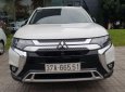 Mitsubishi Outlander 2020 - Màu trắng số tự động