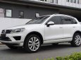 Volkswagen Touareg 2016 - Màu trắng, xe nhập