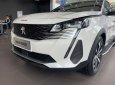 Peugeot 5008 2022 - Màu trắng, nhập khẩu nguyên chiếc