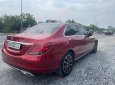 Mercedes-Benz C200 2019 - Màu đỏ