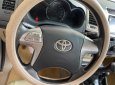 Toyota Hilux 2014 - Màu bạc, nhập khẩu nguyên chiếc