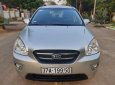 Kia Carens 2010 - Màu vàng cát rất đẹp