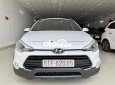 Hyundai i20 Active 2015 - Màu trắng xe gia đình, giá cực tốt