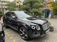 Bentley Bentayga 2020 - Màu đen, nhập khẩu nguyên chiếc