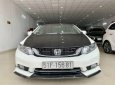 Honda Civic 2015 - Màu trắng, số tự động