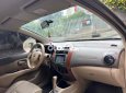 Nissan Grand livina 2012 - Xe màu bạc