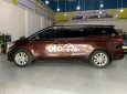 Kia Sedona 2018 - Màu đỏ số tự động