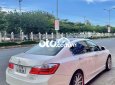 Honda Accord 2014 - Màu trắng, 650tr