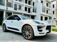 Porsche Macan 2017 - Cần bán xe màu trắng, nội thất đỏ
