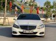 Mercedes-Benz E400 2022 - Màu trắng, nhập khẩu nguyên chiếc