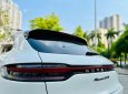 Porsche Macan 2017 - Cần bán xe màu trắng, nội thất đỏ