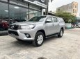 Toyota Hilux 2017 - Bán xe màu bạc