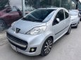 Peugeot 107 2011 - Màu bạc, xe nhập