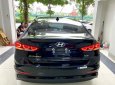 Hyundai Elantra 2018 - Màu đen, 550 triệu