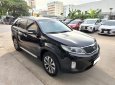 Kia Sorento 2017 - Màu đen số tự động, 669 triệu