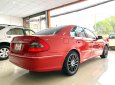 Mercedes-Benz E200 2009 - Màu đỏ, xe nhập, giá cực tốt