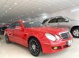 Mercedes-Benz E200 2009 - Màu đỏ, xe nhập, giá cực tốt