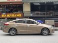 Hyundai Elantra 2017 - Màu vàng cát