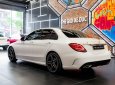 Mercedes-Benz C300 2021 - Trắng, nội thất nâu