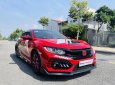 Honda Civic 2018 - Xe màu đỏ, xe nhập