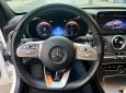 Mercedes-Benz C300 2019 - Xe màu trắng