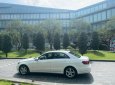 Mercedes-Benz E200 2013 - Màu trắng, 790 triệu