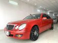 Mercedes-Benz E200 2009 - Màu đỏ, xe nhập, giá cực tốt