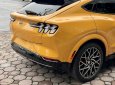 Ford Mustang 2022 - Màu vàng, nhập khẩu