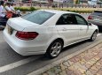 Mercedes-Benz E200 2013 - Màu trắng, giá chỉ 765 triệu