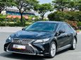 Toyota Camry 2019 - Mới 95% giá chỉ 1 tỷ 150tr