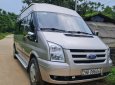 Ford Transit 2009 - Xe màu ghi vàng