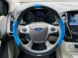 Ford Focus 2014 - Xe màu đỏ, giá 425tr