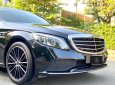 Mercedes-Benz C200 2020 - Màu đen, nội thất đen