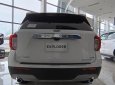 Ford Explorer 2022 - Màu trắng, nhập khẩu nguyên chiếc