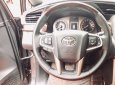 Toyota Innova 2016 - Cần bán gấp, giá chỉ 625 triệu