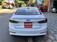 Hyundai Elantra 2017 - Màu trắng, giá chỉ 395 triệu