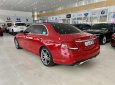 Mercedes-Benz E300 2017 - Xe màu đỏ