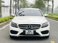 Mercedes-Benz C300 2015 - Xe màu trắng