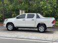 Toyota Hilux 2019 - Màu trắng giá cạnh tranh