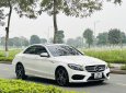 Mercedes-Benz C300 2015 - Xe màu trắng