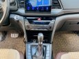 Hyundai Elantra 2019 - Màu trắng