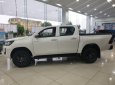 Toyota Hilux 2022 - Chỉ 160tr nhận xe, ưu đãi lớn, trả góp tối đa 80%, lãi cực thấp